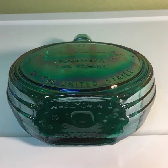 SOLD Vintage 1970’s Green Carnival Glass Decanter - Picture 8 of 8